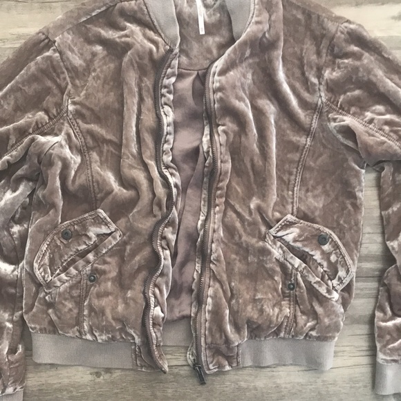 Free People Ruched Crushed Velvet Bomber Jacket XS - Picture 8 of 15